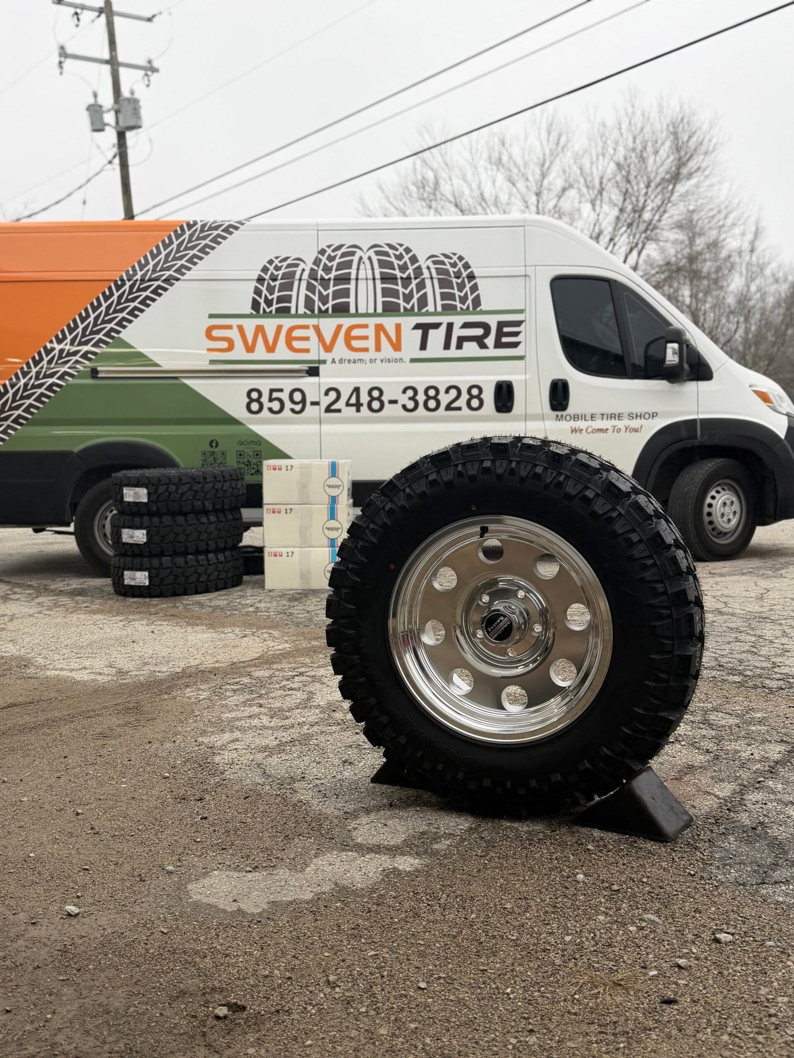 Sweven Tire van and an off-road tire on site